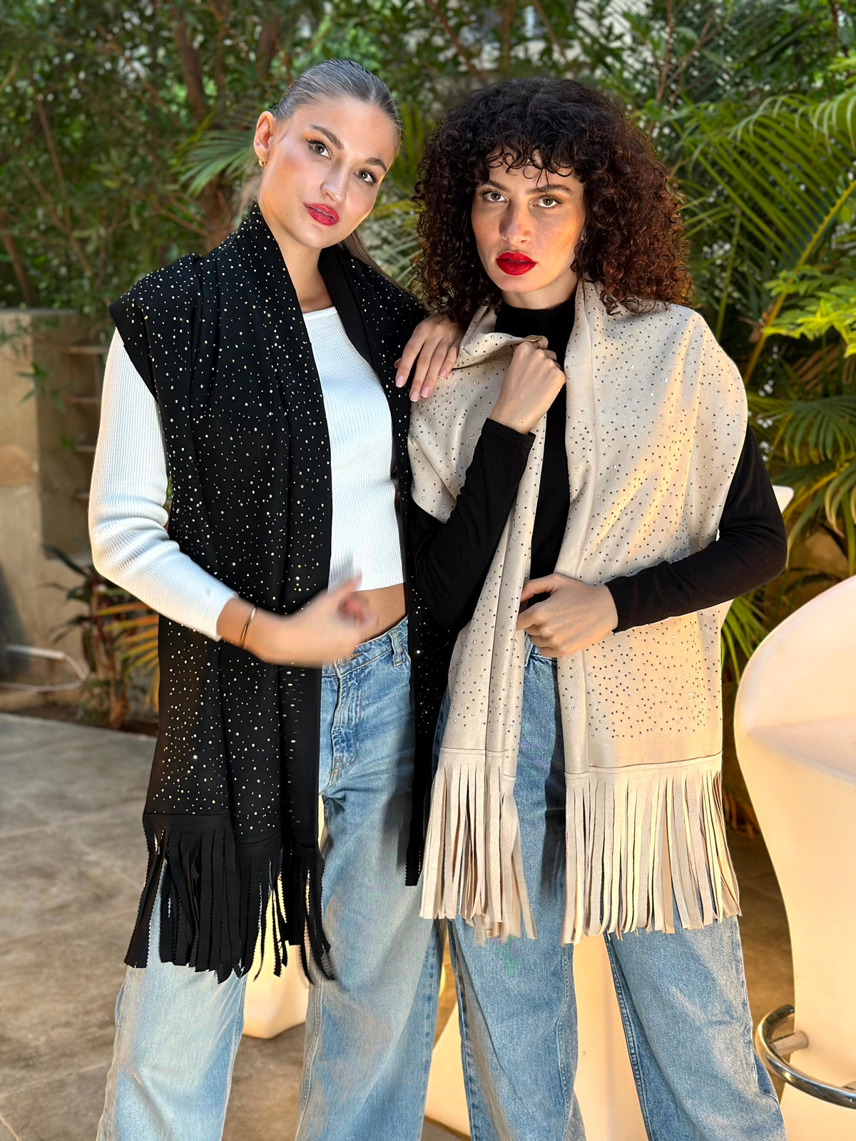 SCARVES
