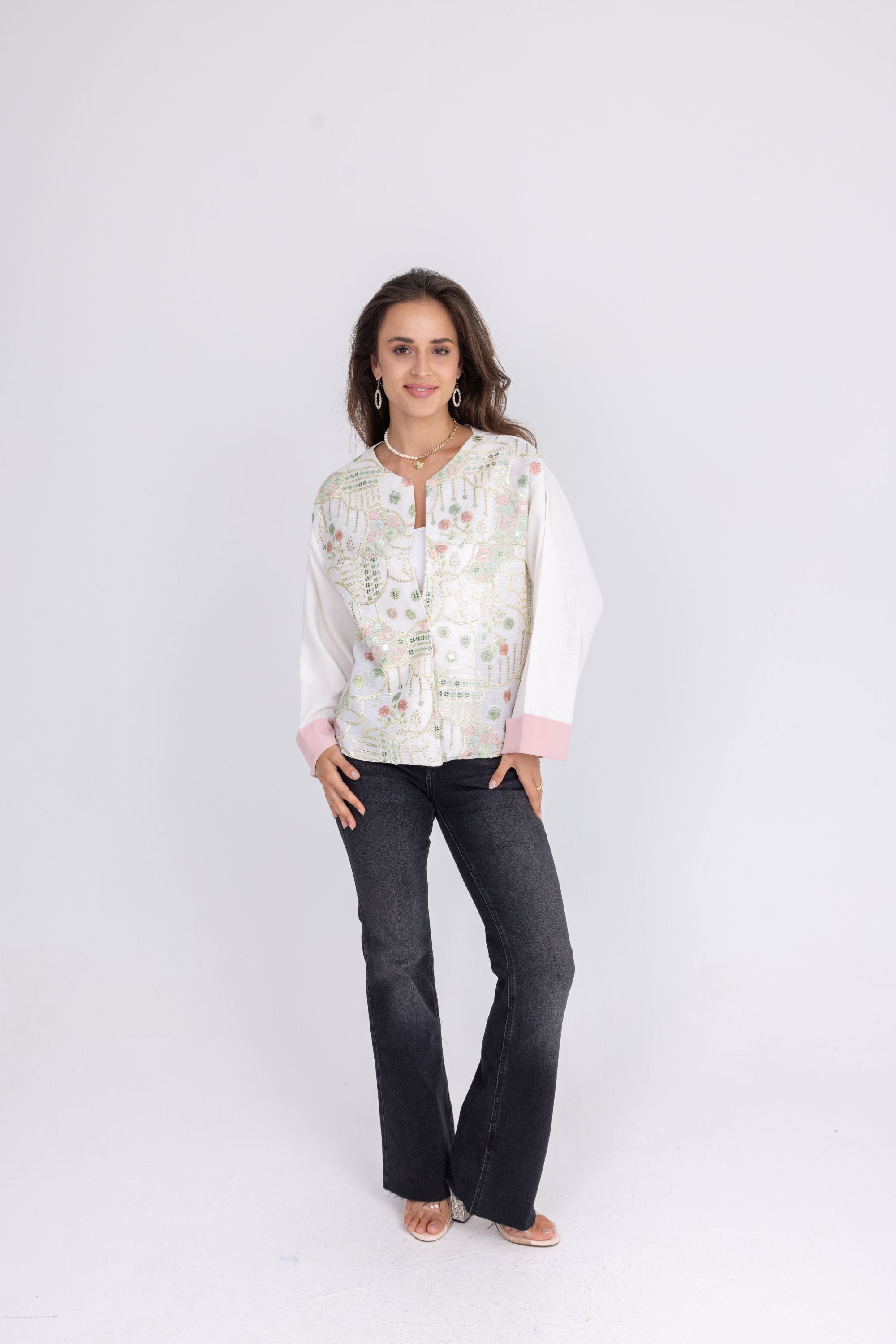 Trust in white Shirt