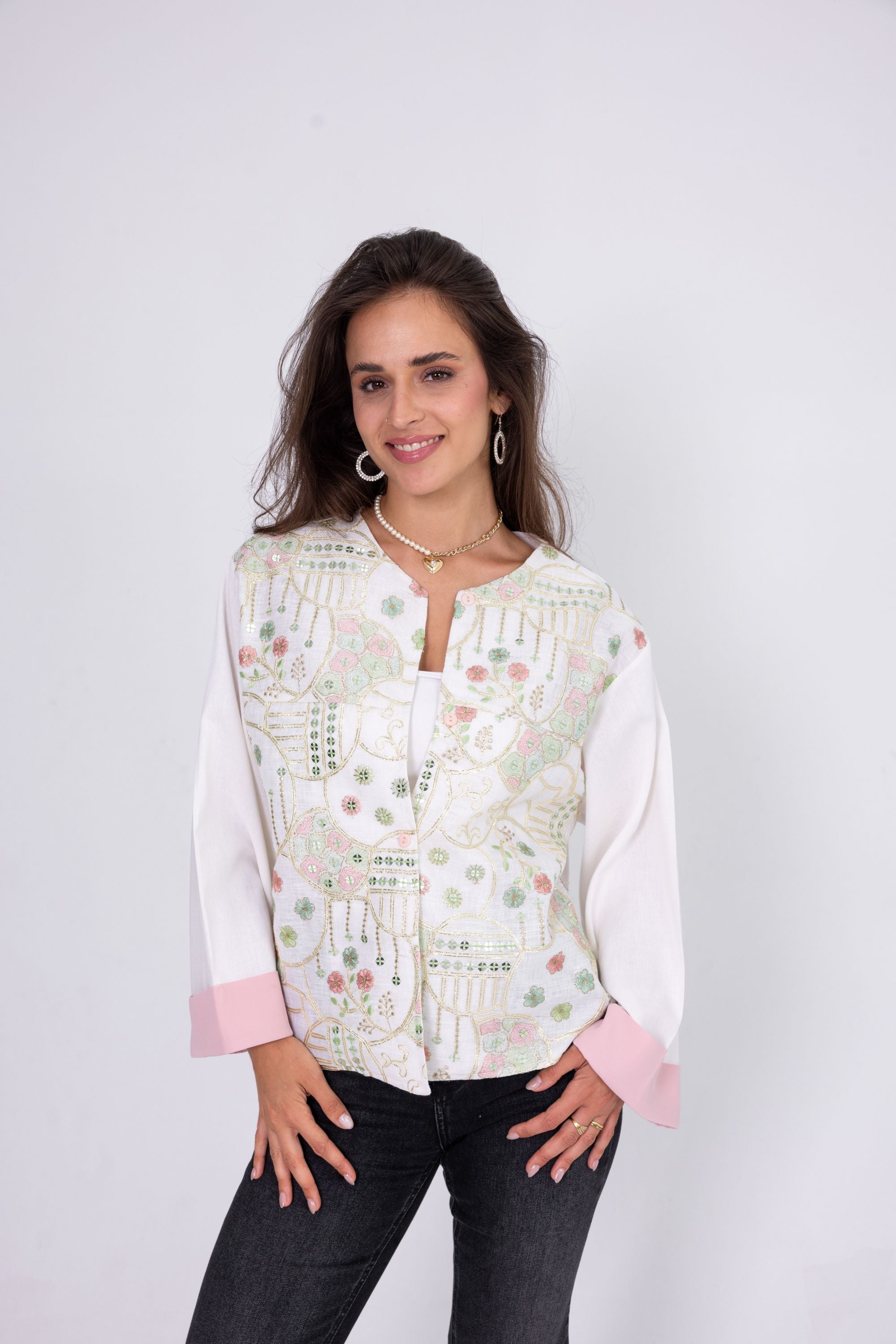Trust in white Shirt
