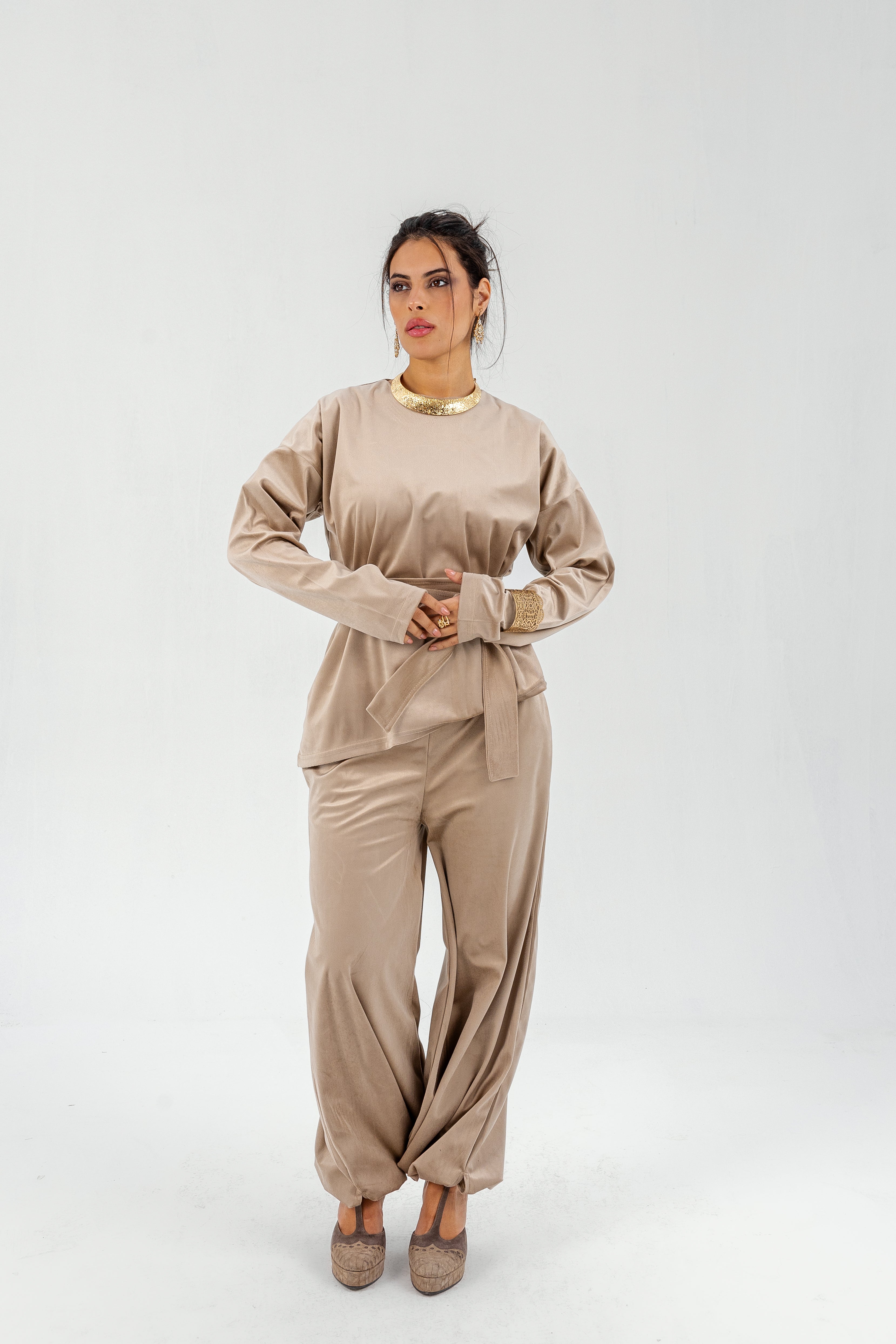 Anisa Basic in Beige