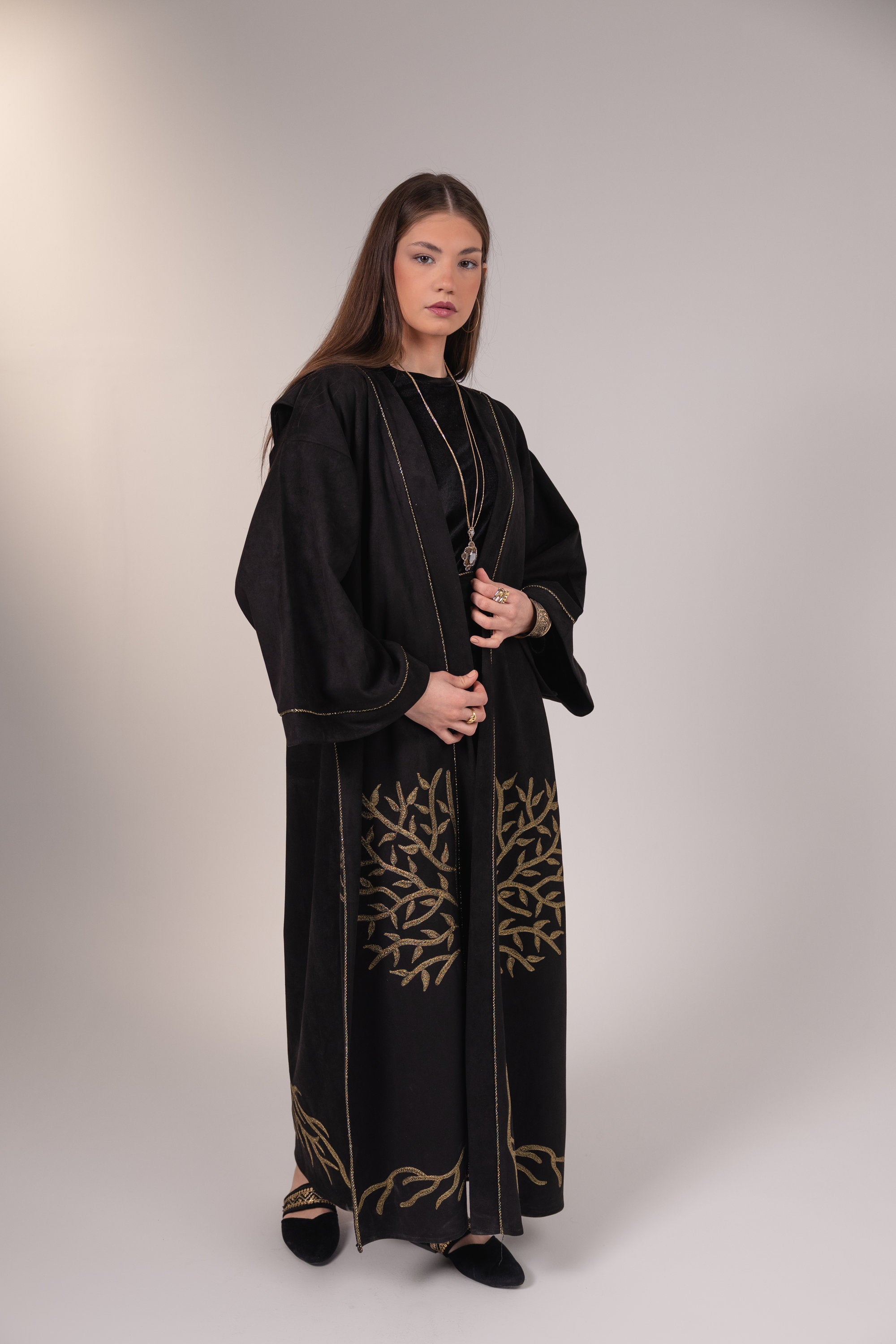 Yassmin Kaftan in Black