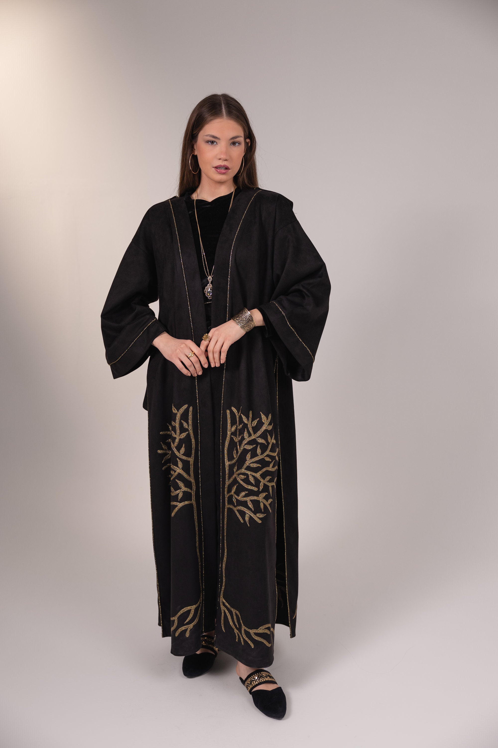 Yassmin Kaftan in Black