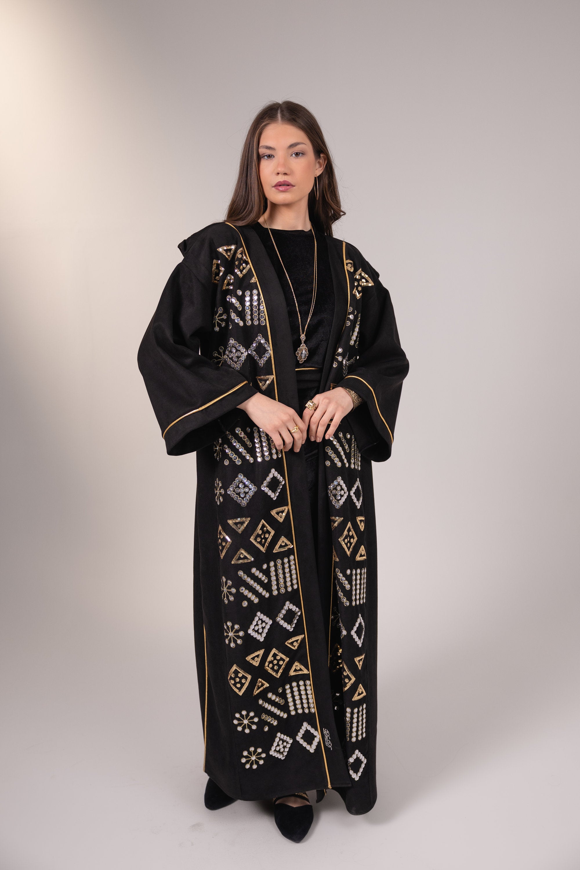 Mounira Kaftan in Black