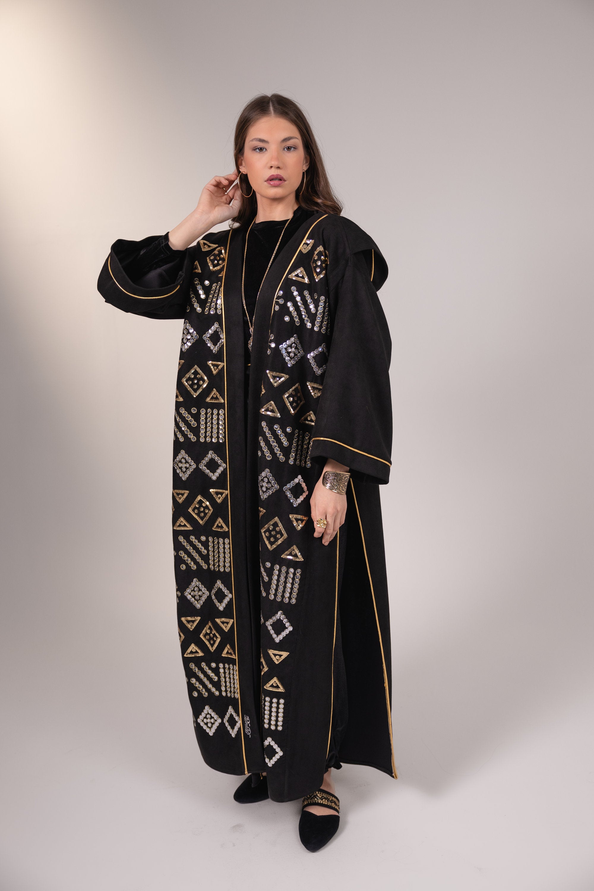 Mounira Kaftan in Black