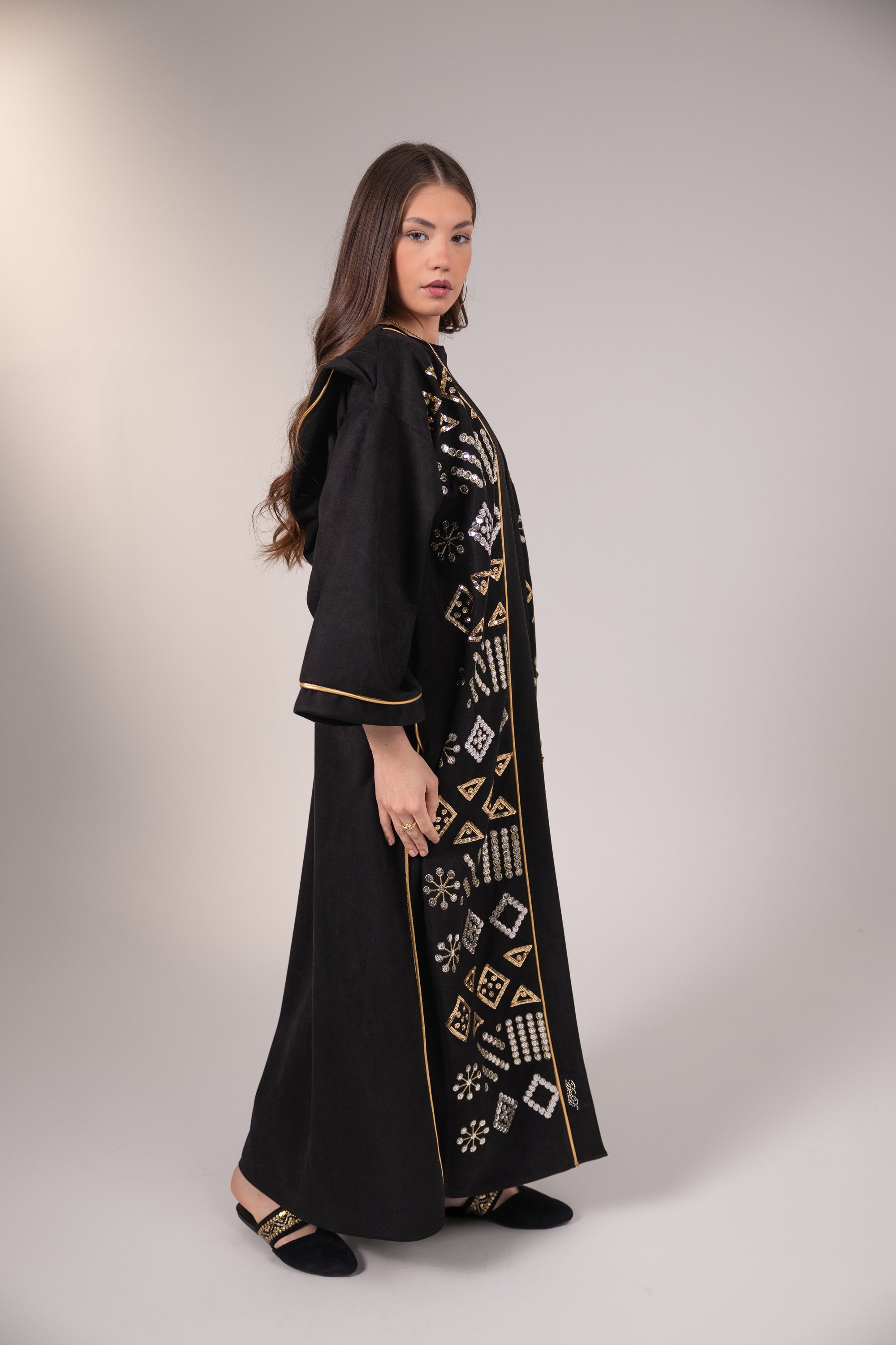 Mounira Kaftan in Black