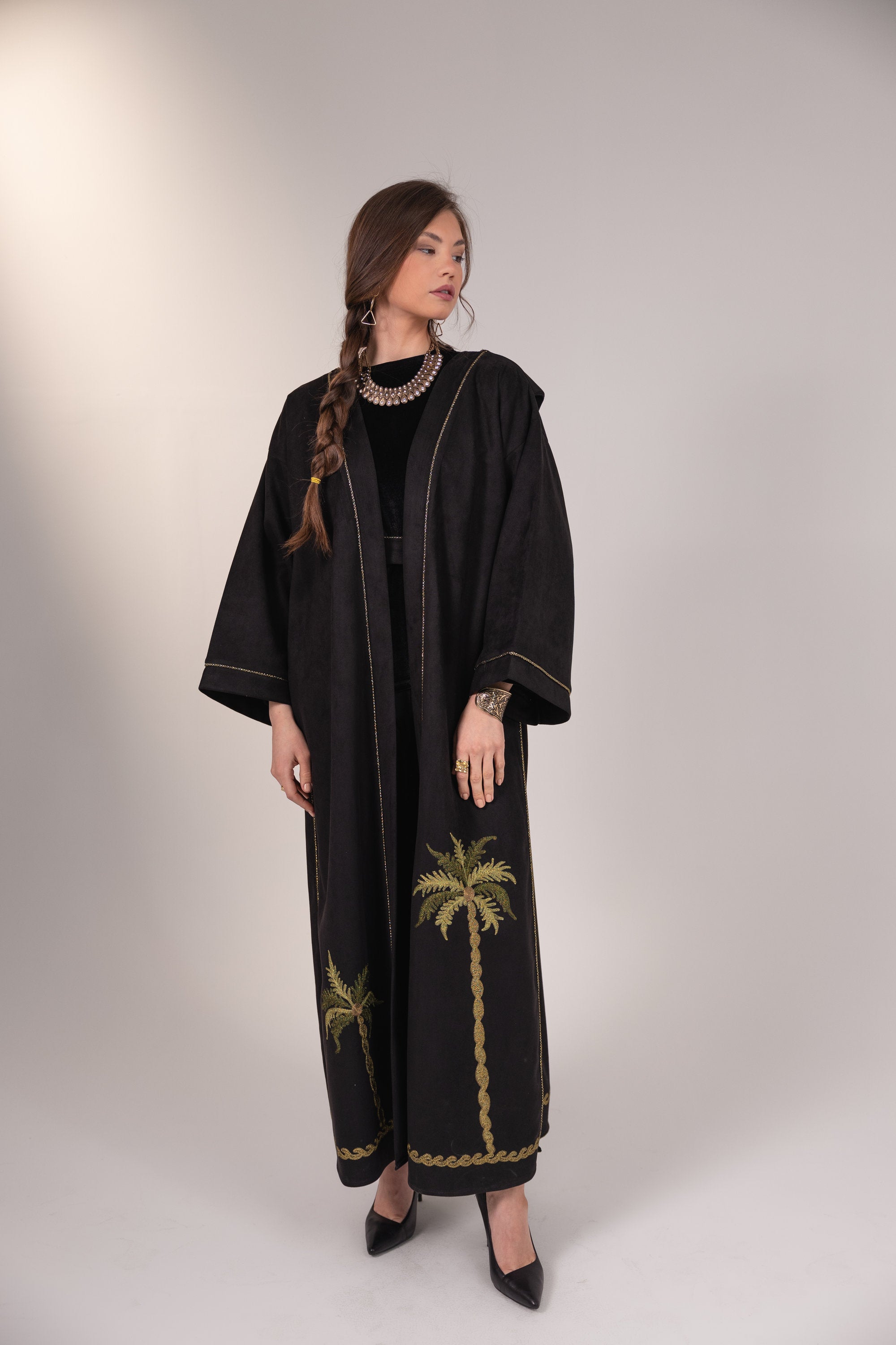 Feryal Kaftan in Black