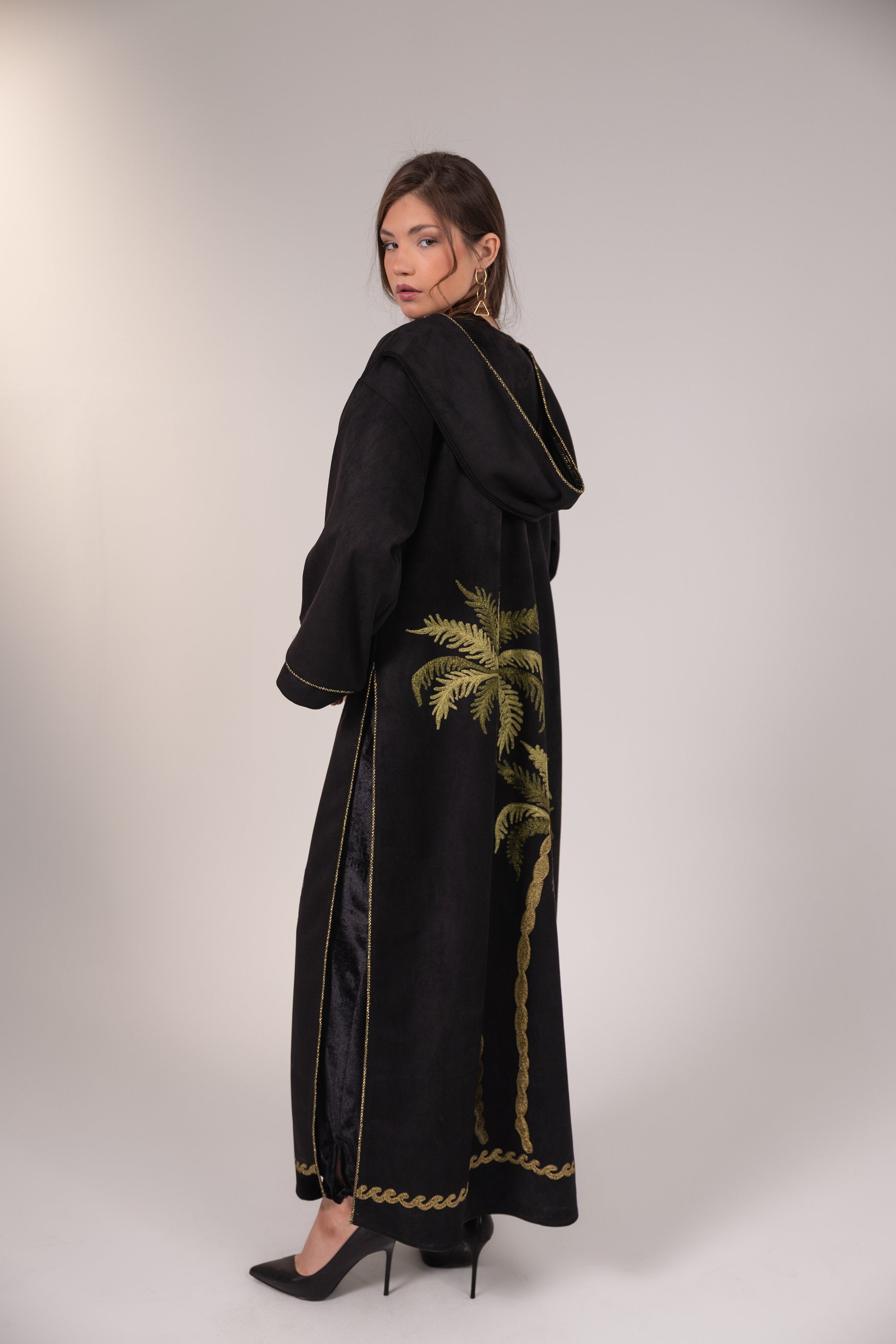 Feryal Kaftan in Black