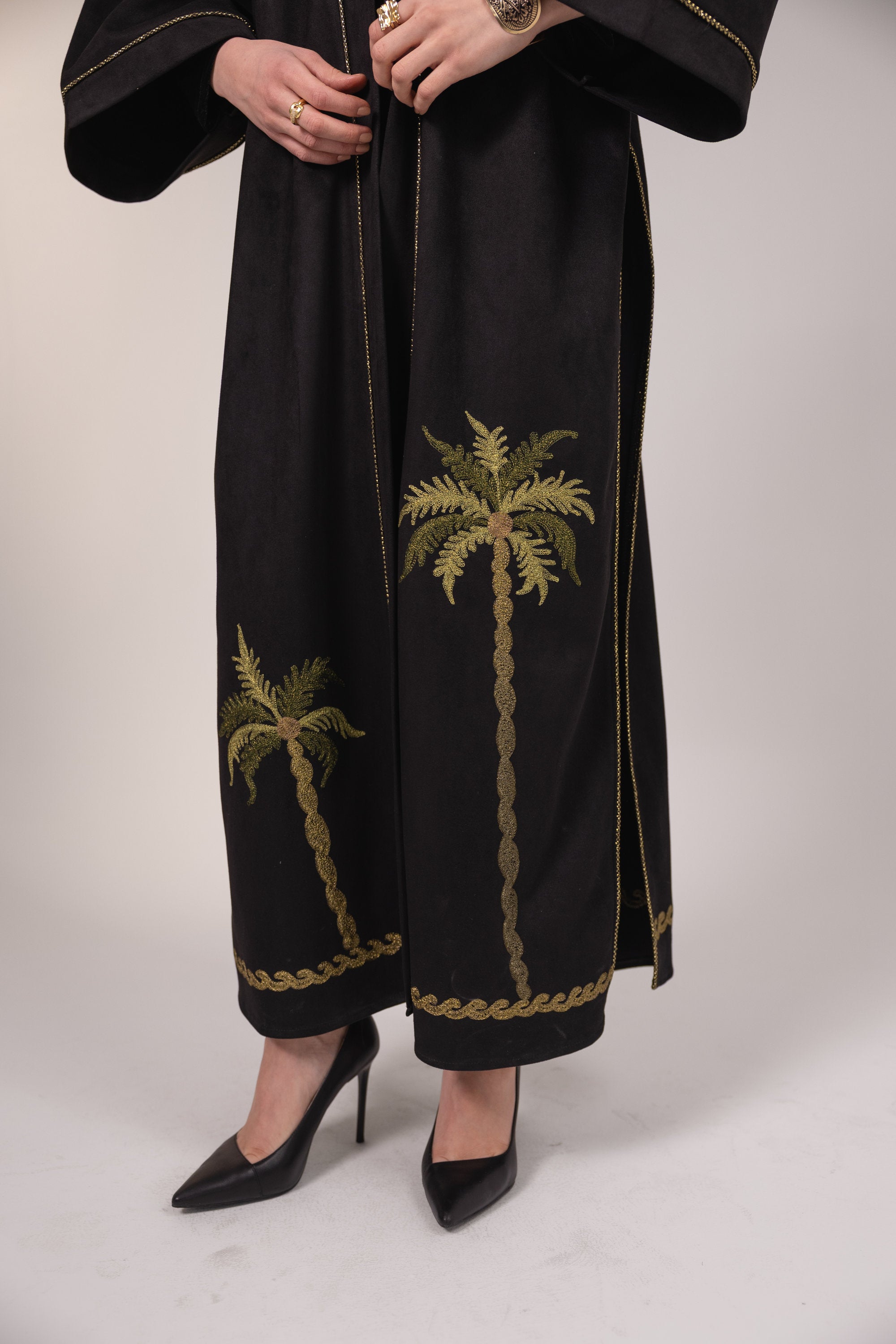 Feryal Kaftan in Black