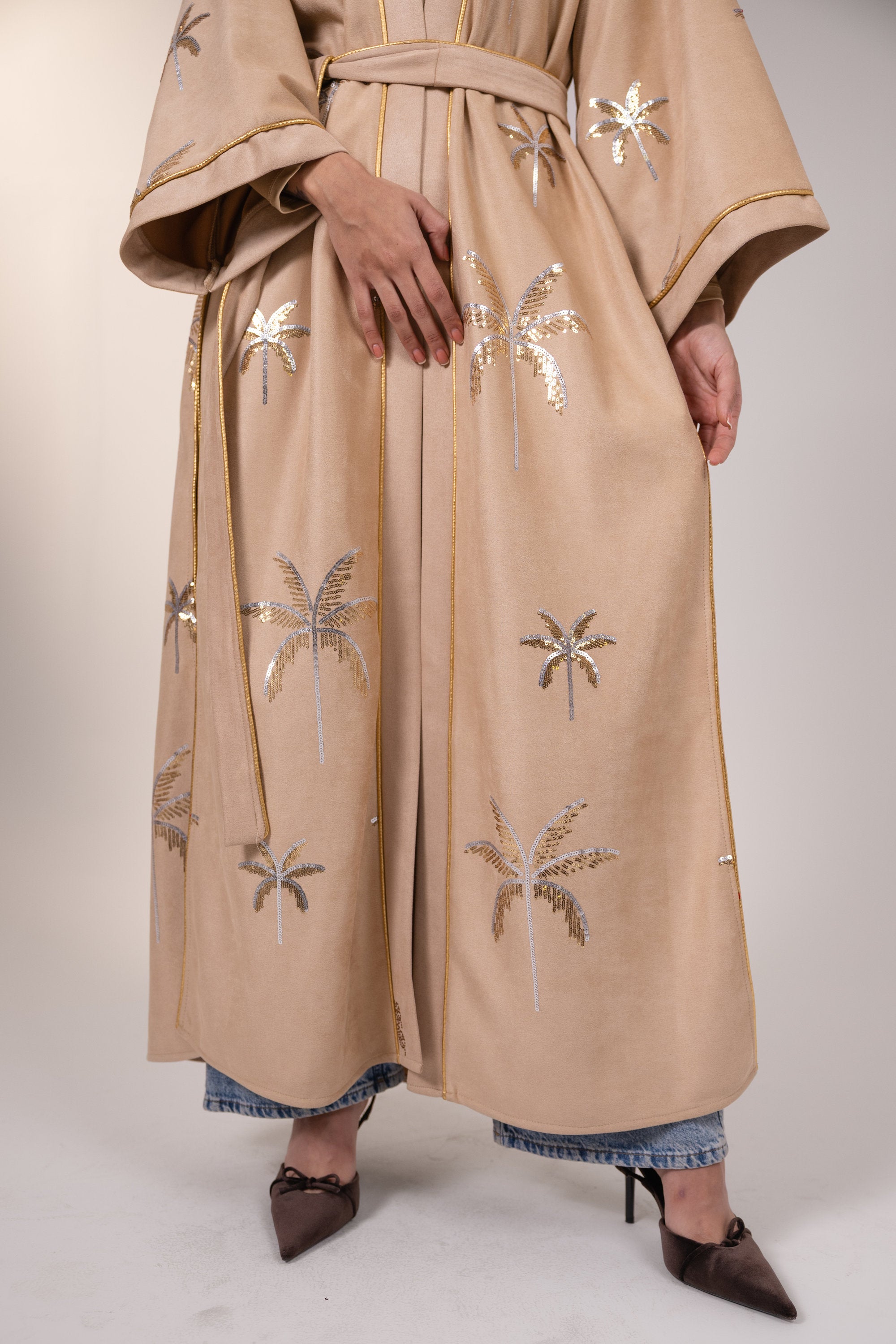 Samia Kaftan in Beige