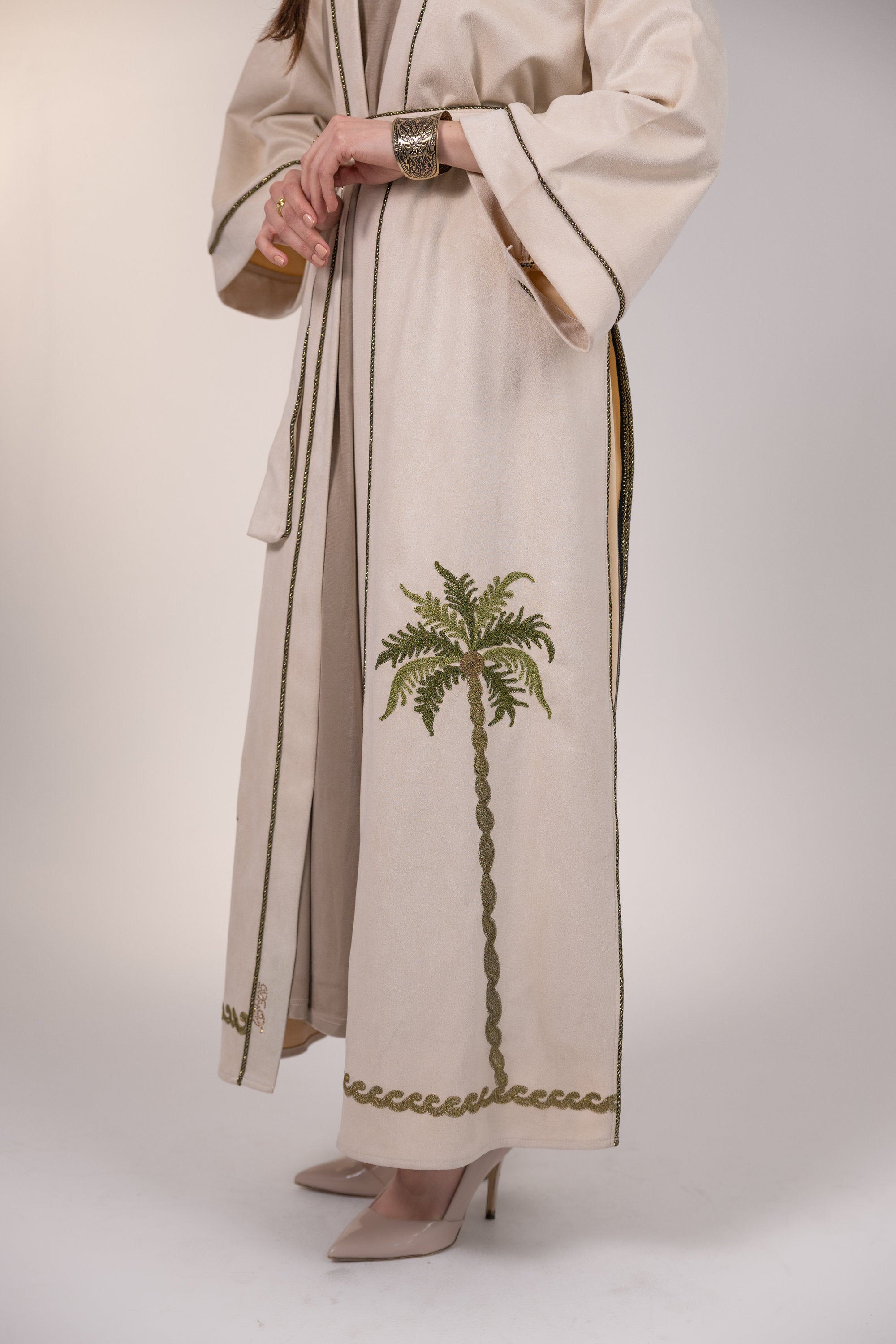 Feryal Kaftan in Off white