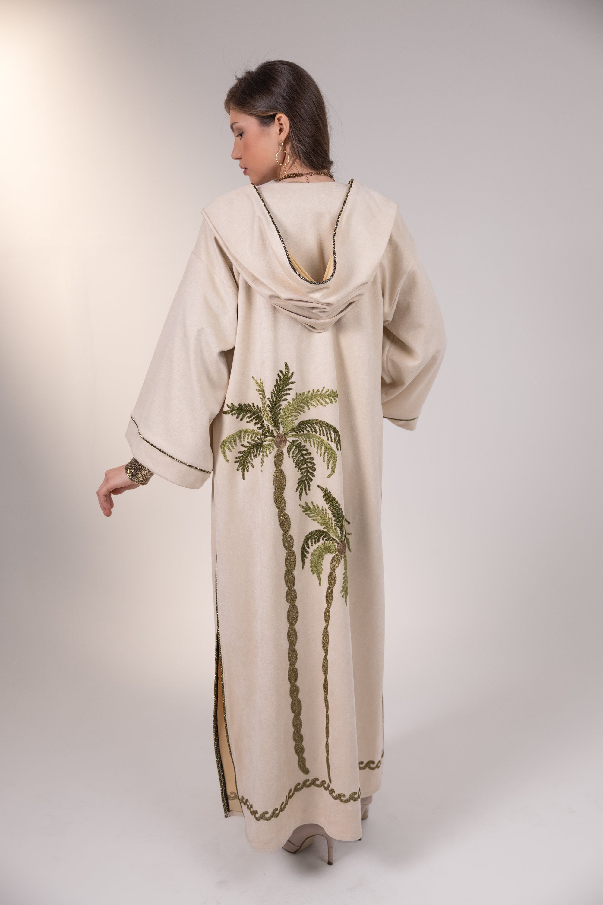 Feryal Kaftan in Off white