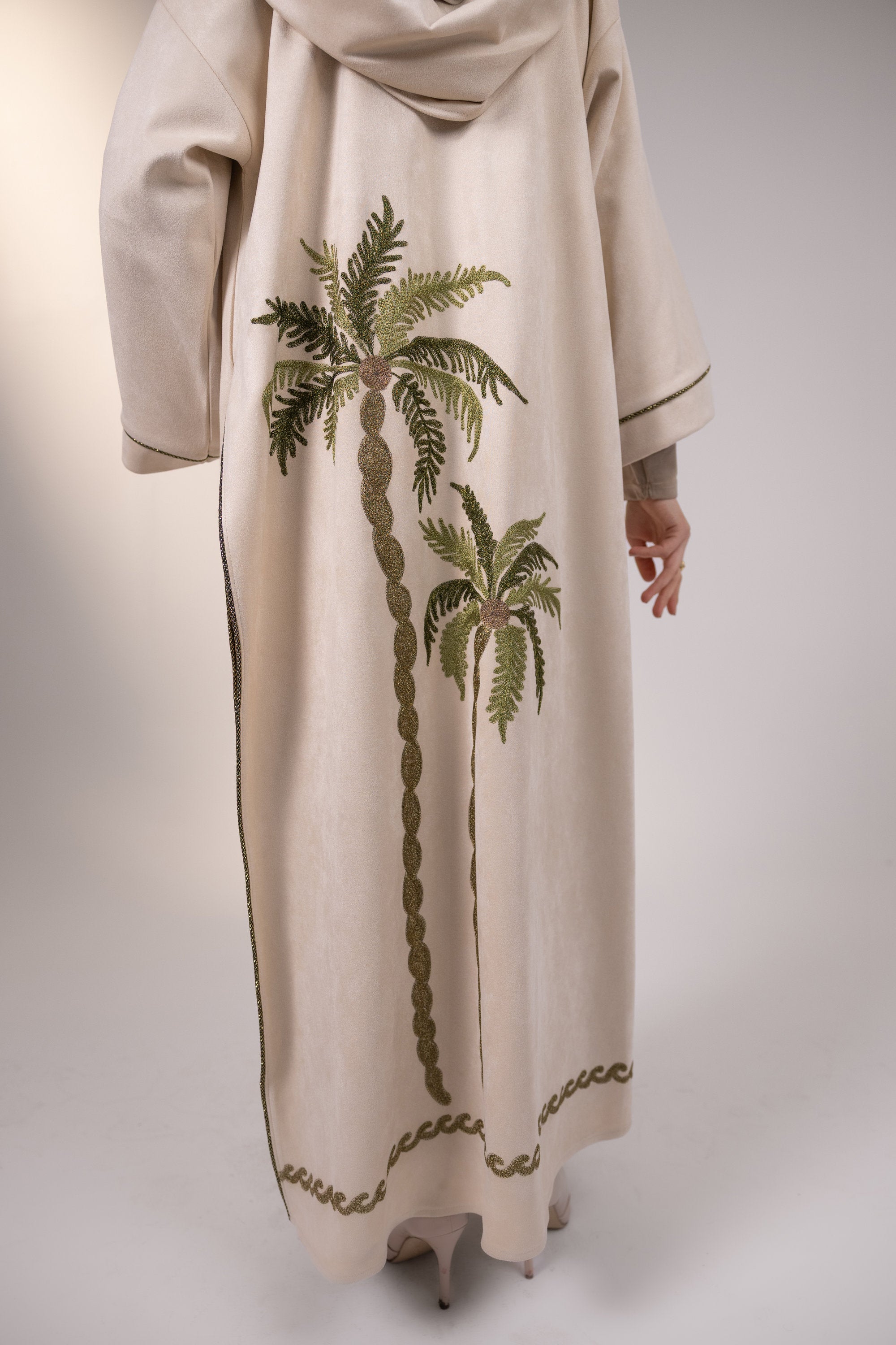 Feryal Kaftan in Off white