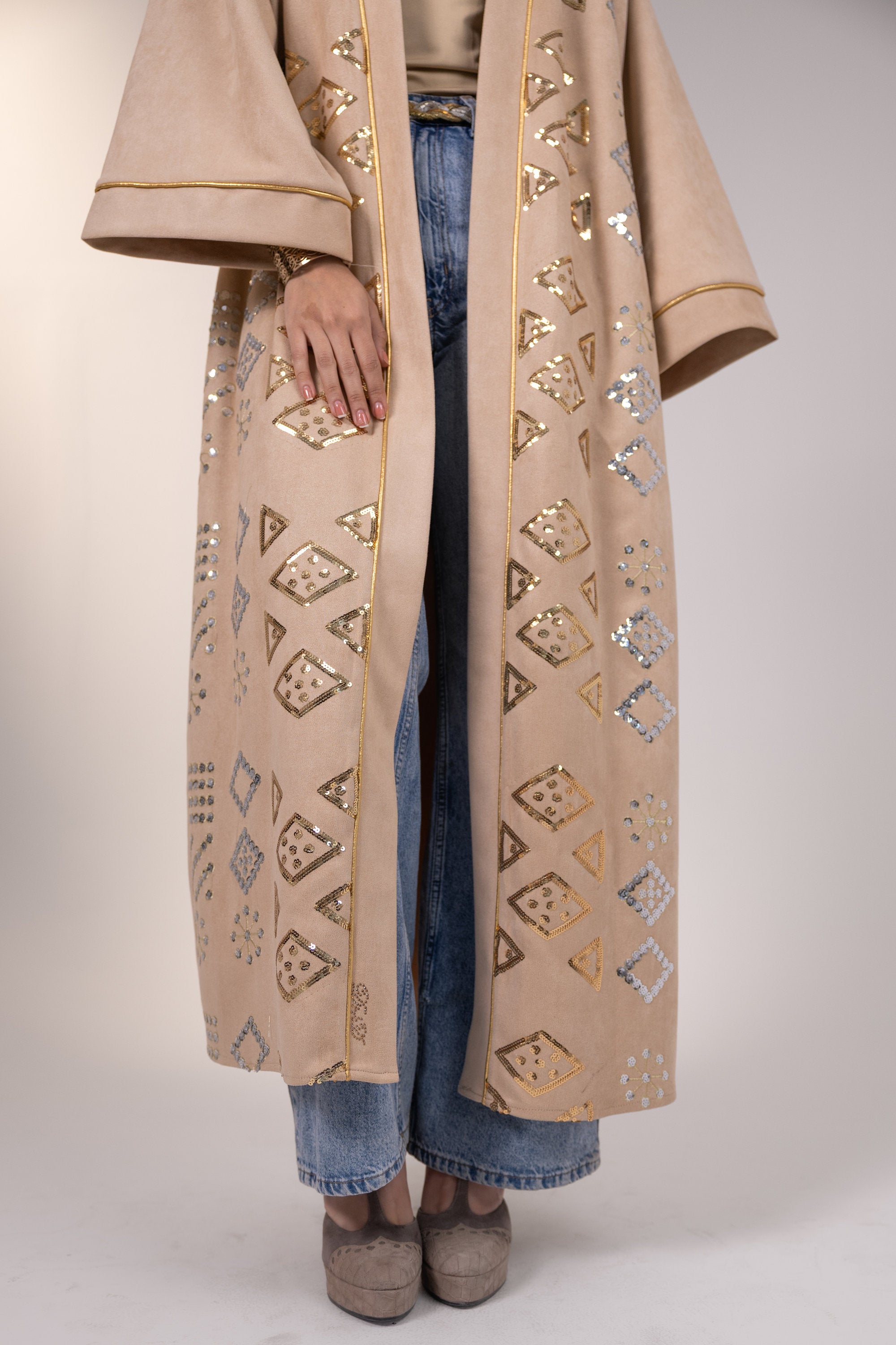 Mounira Kaftan in Beige