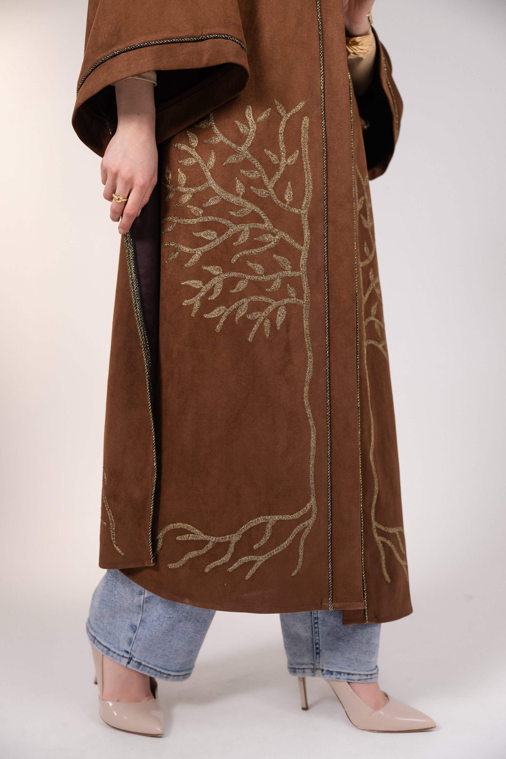 Yassmin Kaftan in Brown