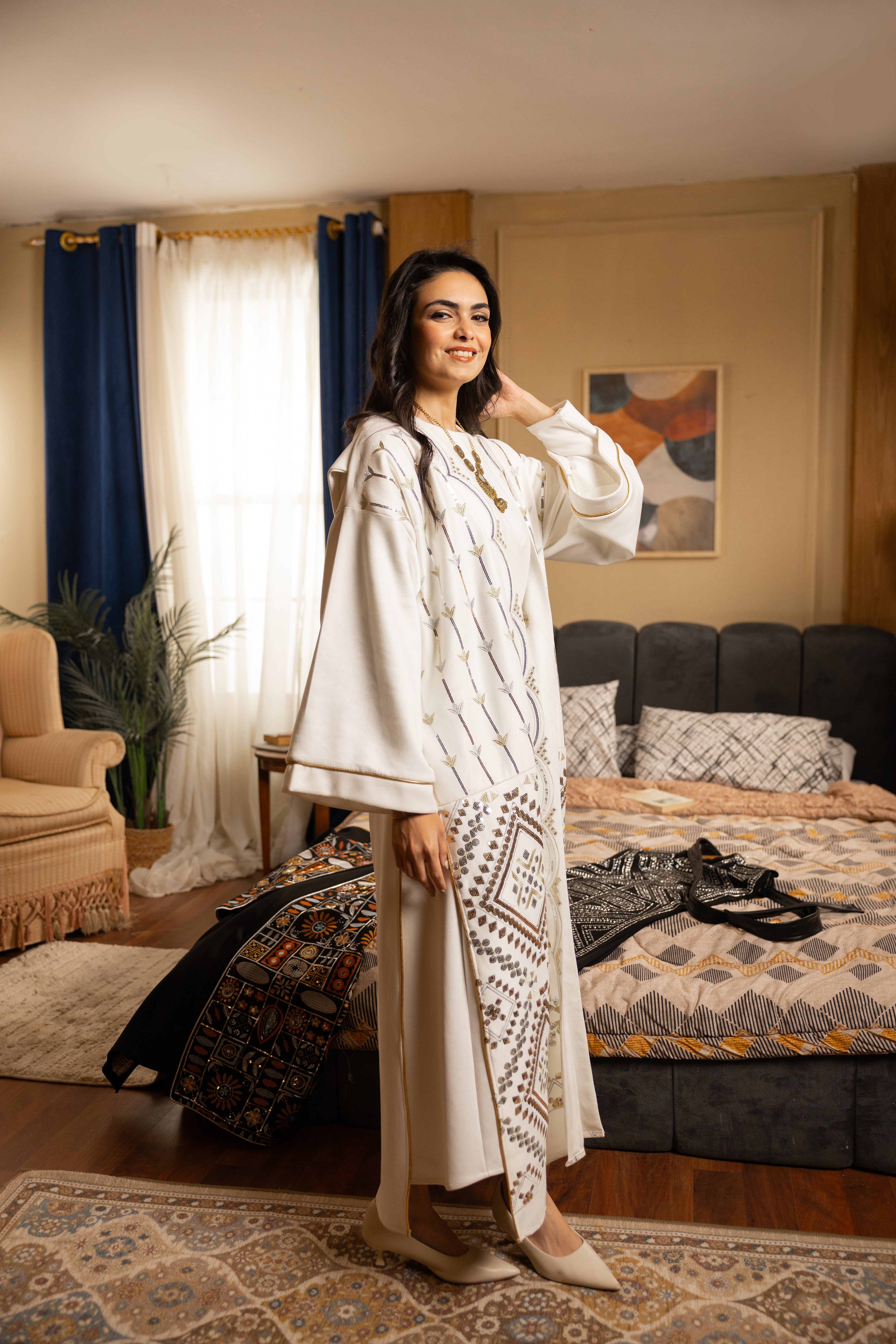Nadia Kaftan in Off white