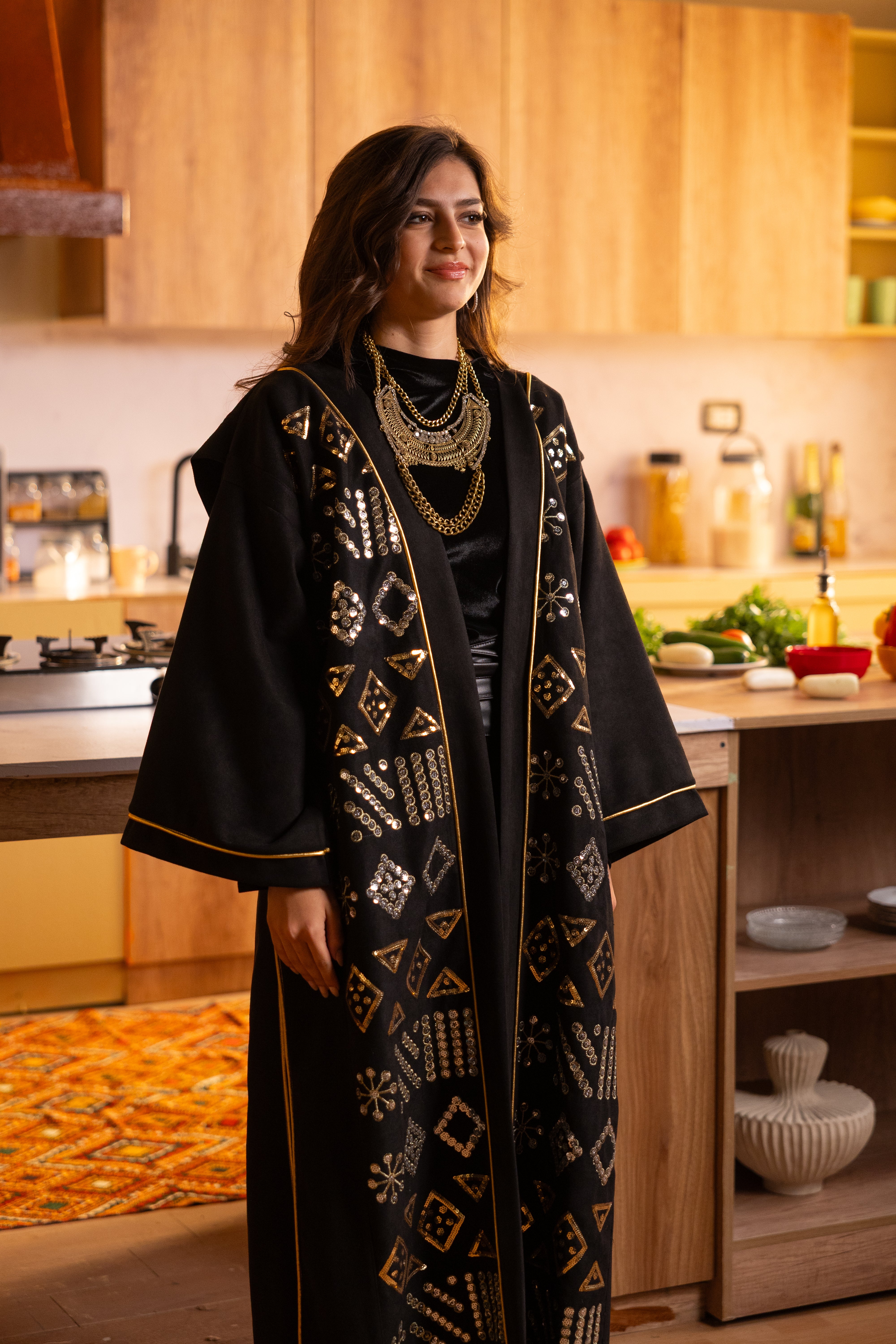 Mounira Kaftan in Black
