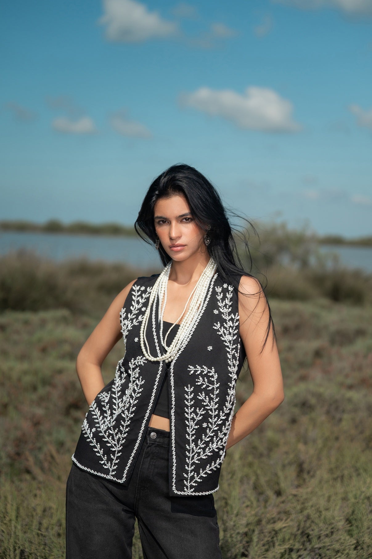 Moonstone black vest