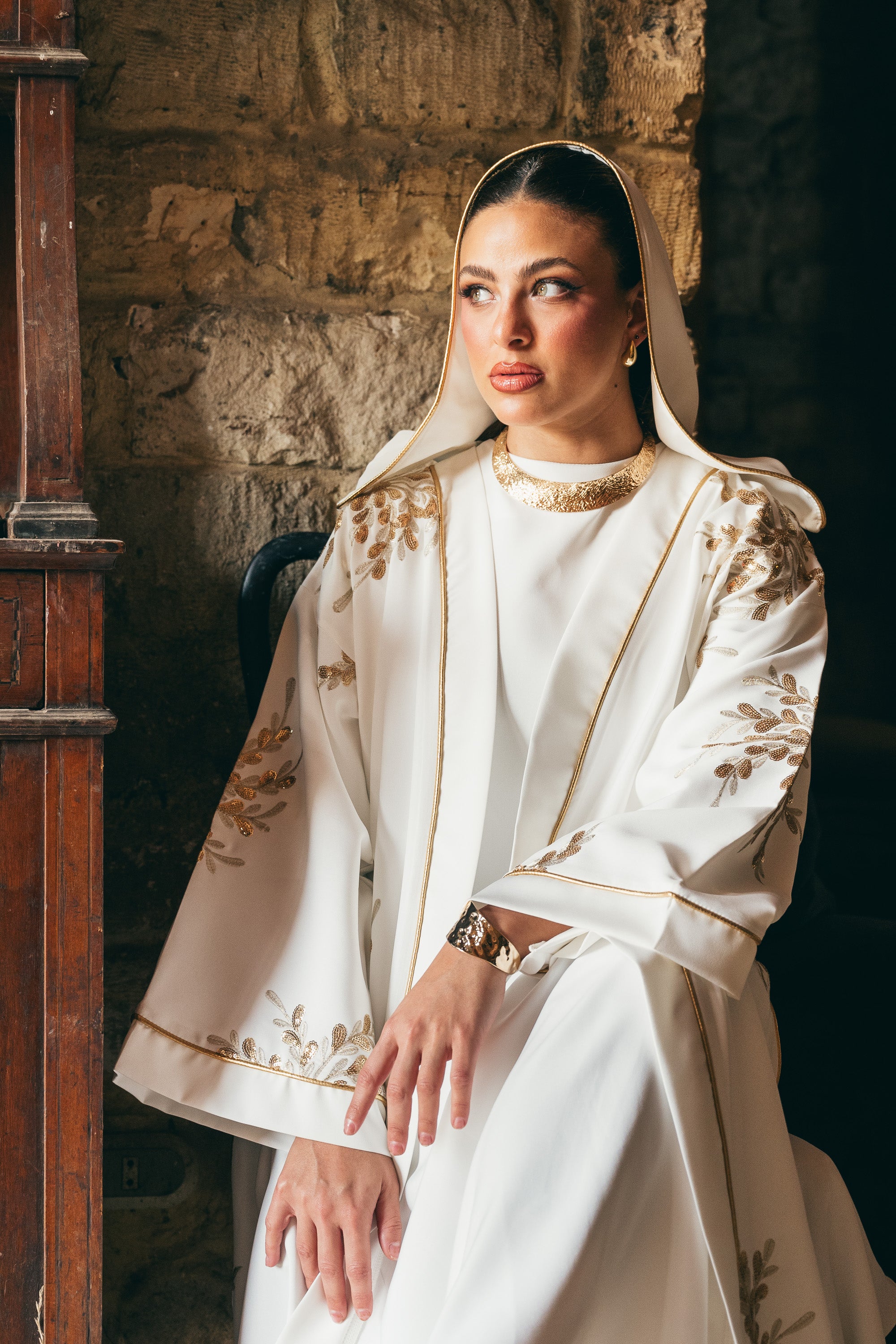 Nour Kaftan _ White