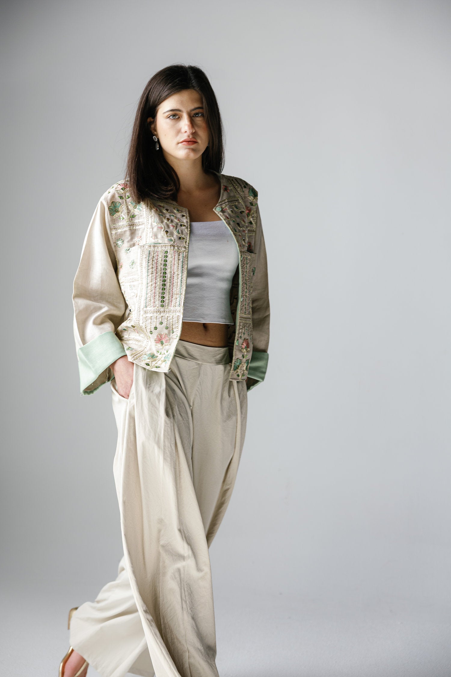 Trust in beige Shirt