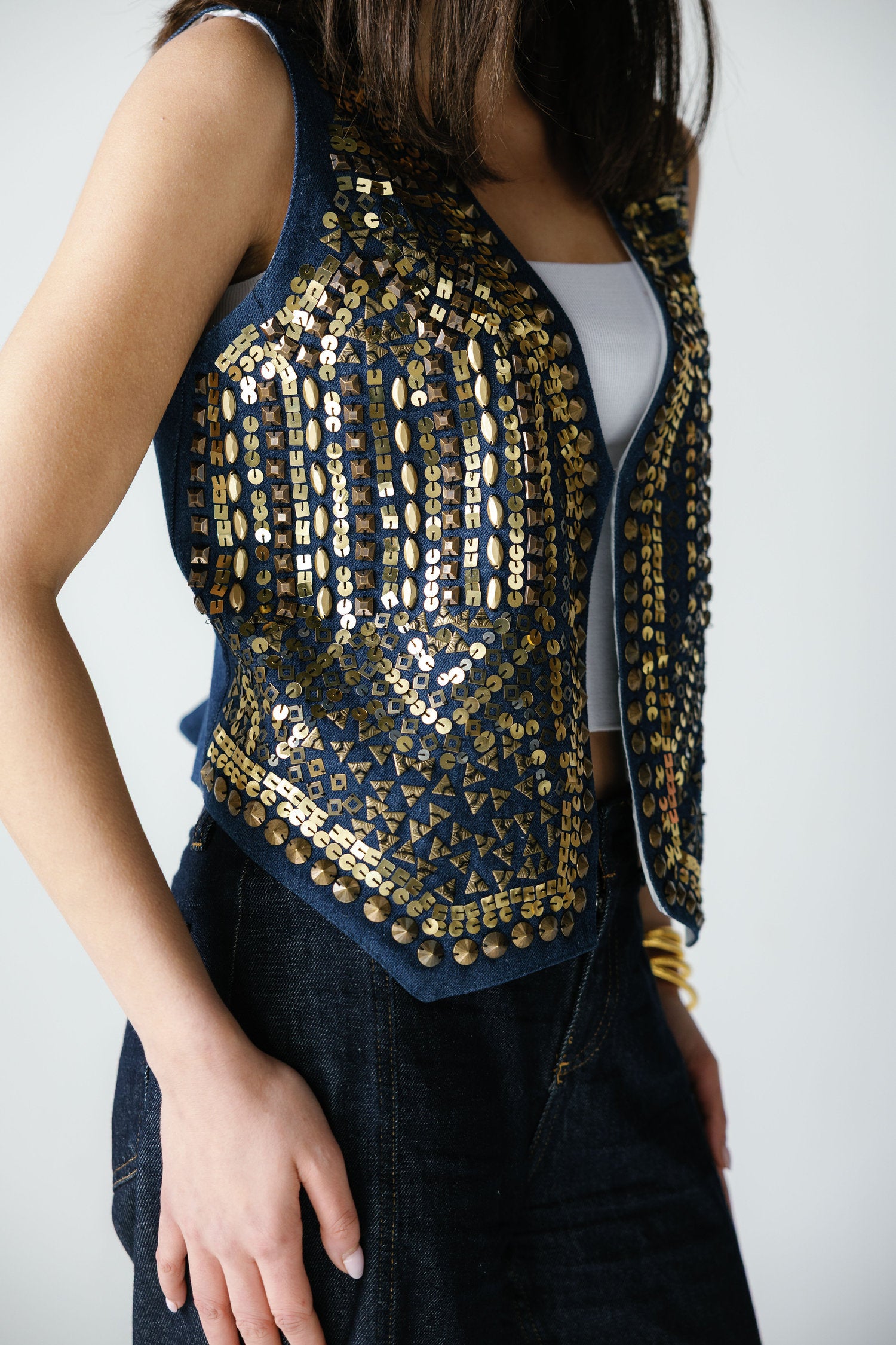 Dare Vest