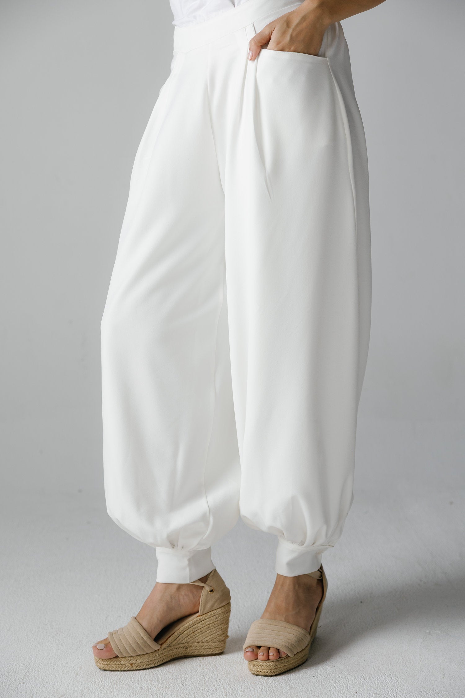 Rare Pants white